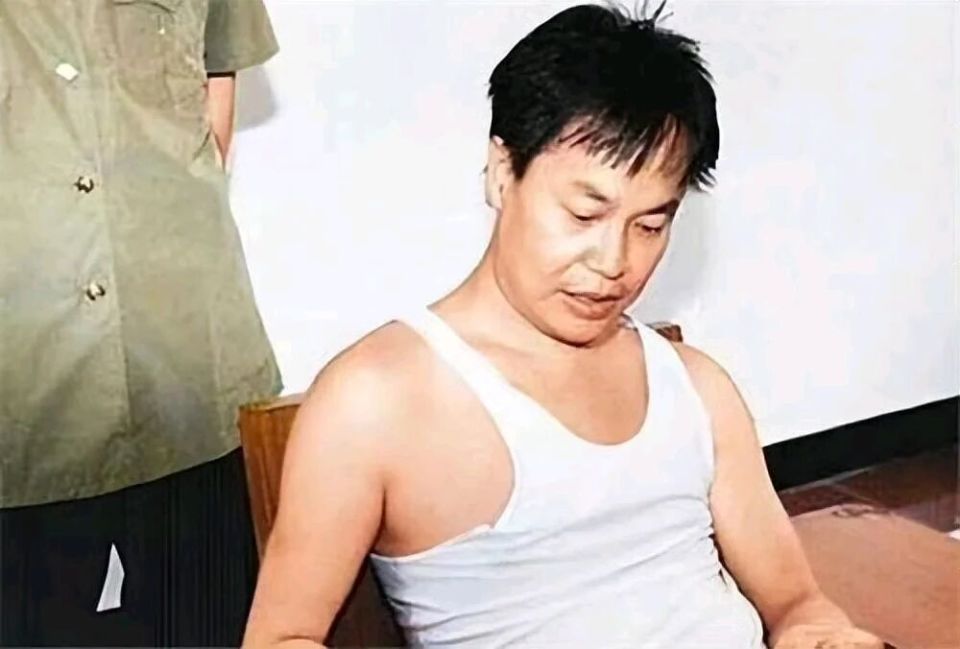 《空枪》背后的世纪大案：张子强绑架李泽钜，10.38亿赎金的真实与虚构