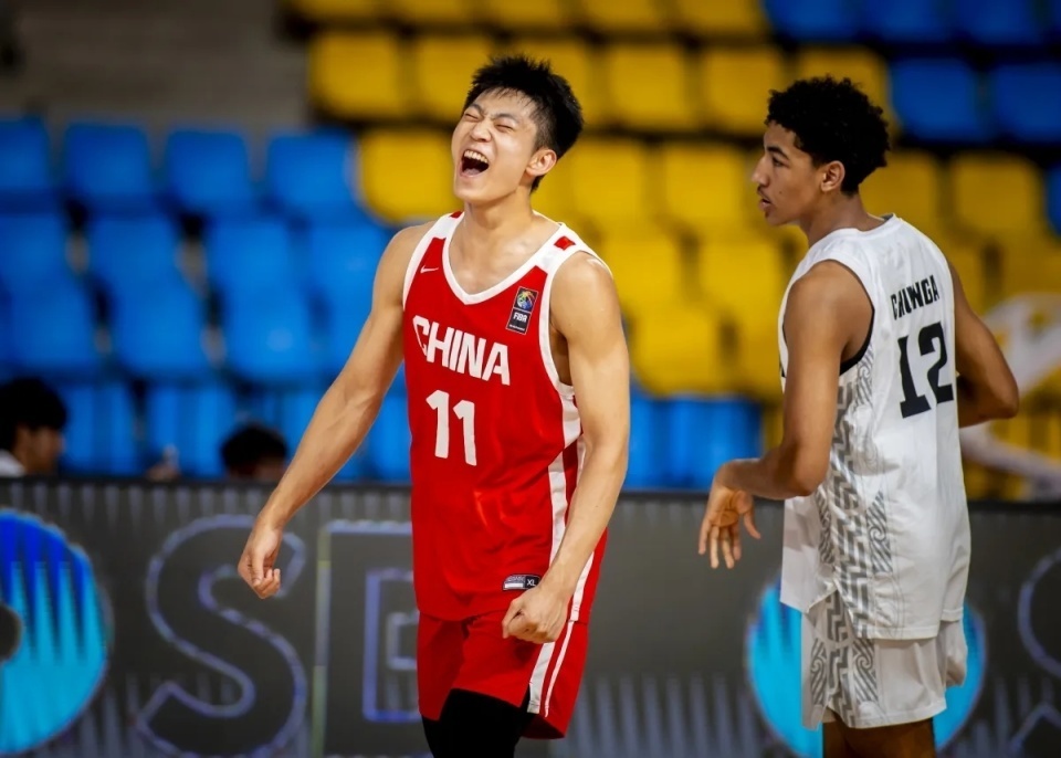 时隔12年重返亚洲杯之巅：中国U18男篮5战狂胜165分，豪取五连胜昂首挺进决赛