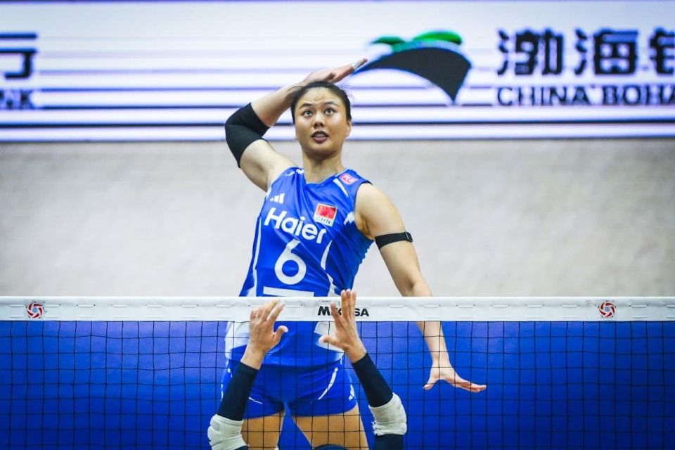亚锦赛激战正酣：中国女排连战连捷强势晋级，主力表现引发关注