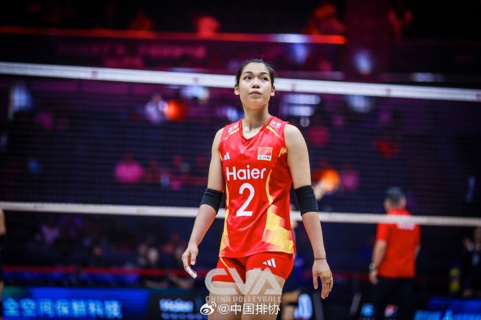 中国女排有望锁定A1席位，避战日韩直通半决赛前景乐观
