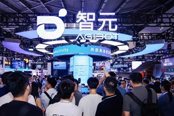 稚晖君智元机器人启动港股IPO：估值瞄准400亿港元，校招遍布20余所高校